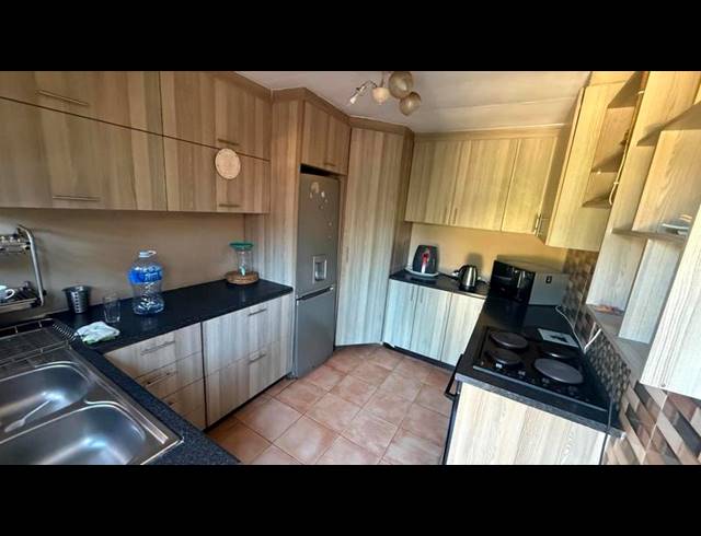 3 BEDROOM HOUSE FOR SALE IN HILLARY